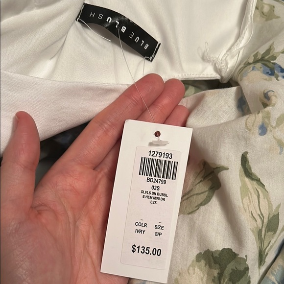 Winona Bubble Hem Mini White Sleeveless Dress - Picture 7 of 9